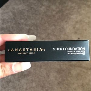 Anastasia stick foundation